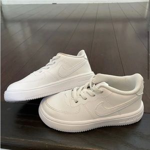 NIKE Force 1 '18 Sneaker size 9